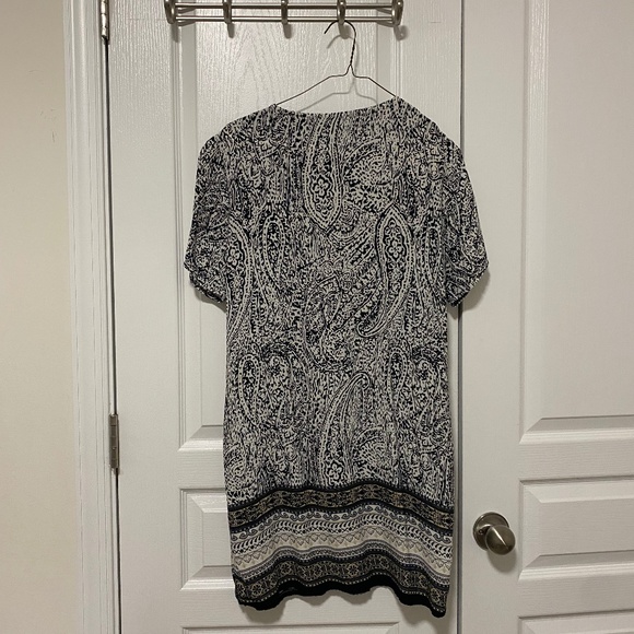 printed mid length blouse - Picture 1 of 2